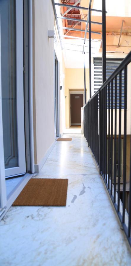 San Paolo Rooms Centro Storico Napoli Luaran gambar